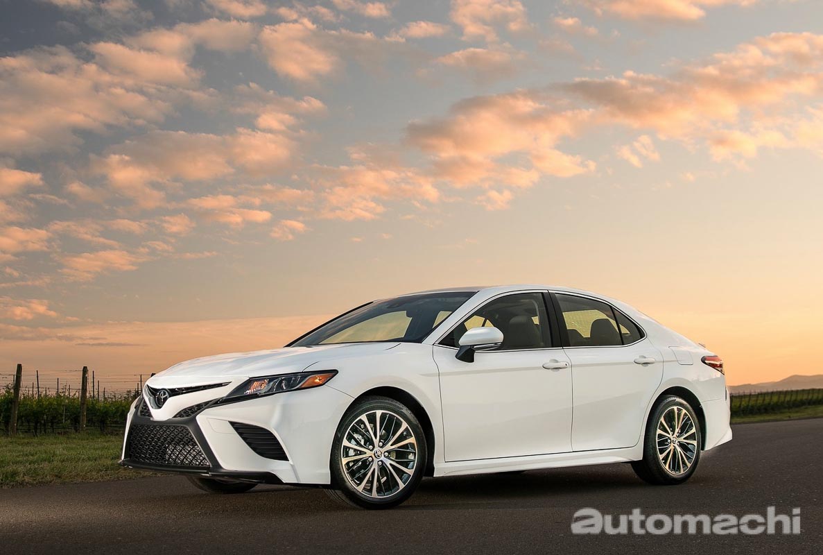 Toyota Camry XV70 2.0 现身 Topmark 