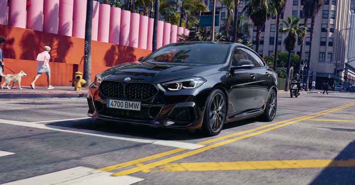 BMW M235i xDrive ，帅气四驱小轿跑