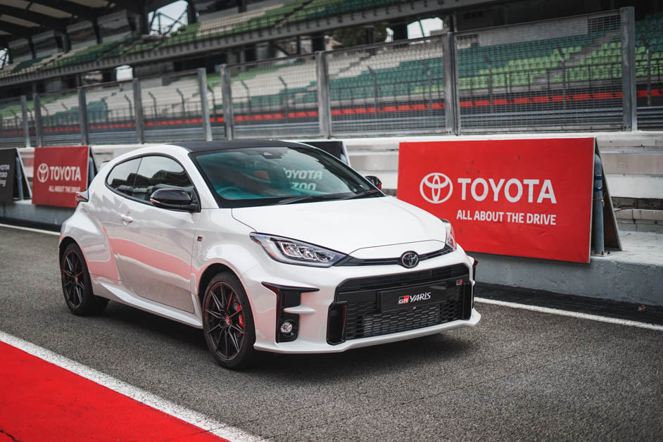 Toyota GR Yaris 入围2021年度最佳性能车五强榜单，实力辗压德系对手！