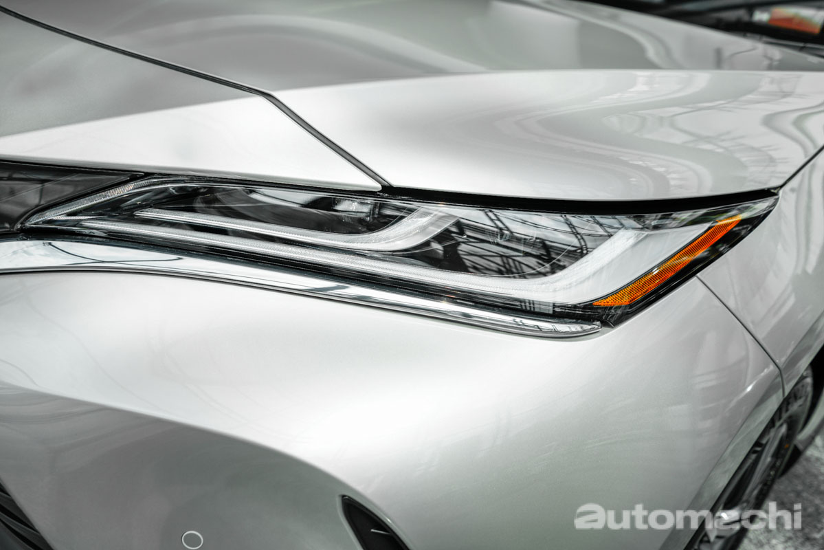 图库:2021 Toyota Harrier Luxury ,全新平台和引擎