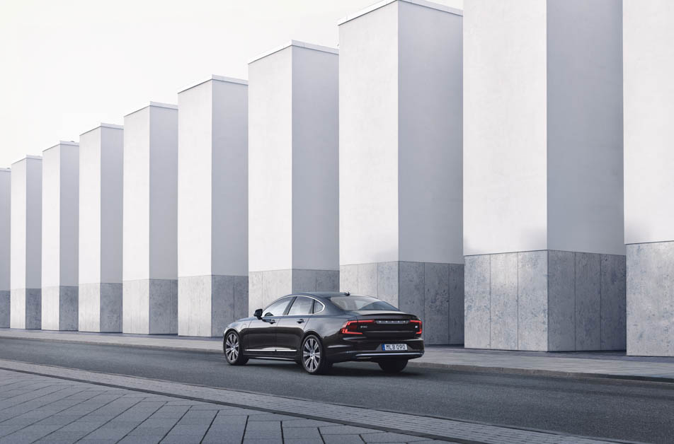 2021 Volvo S90