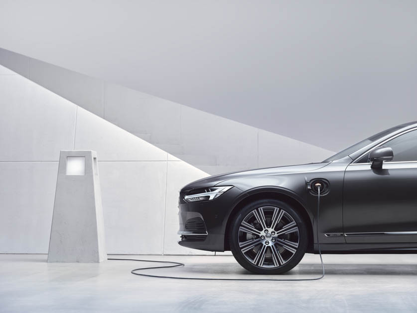 2021 Volvo S90
