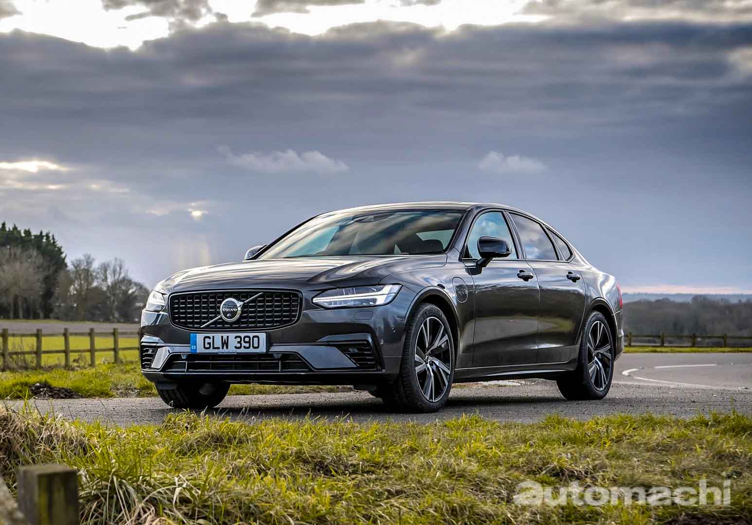 2021 Volvo S90 预告释出,将在我国发布!