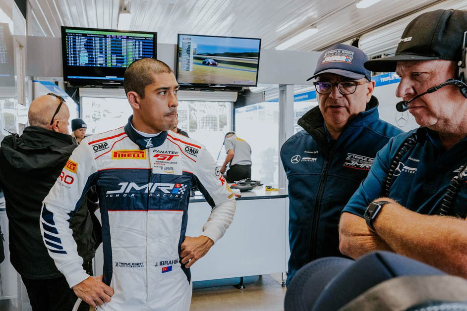 Johor Sultan Win Race