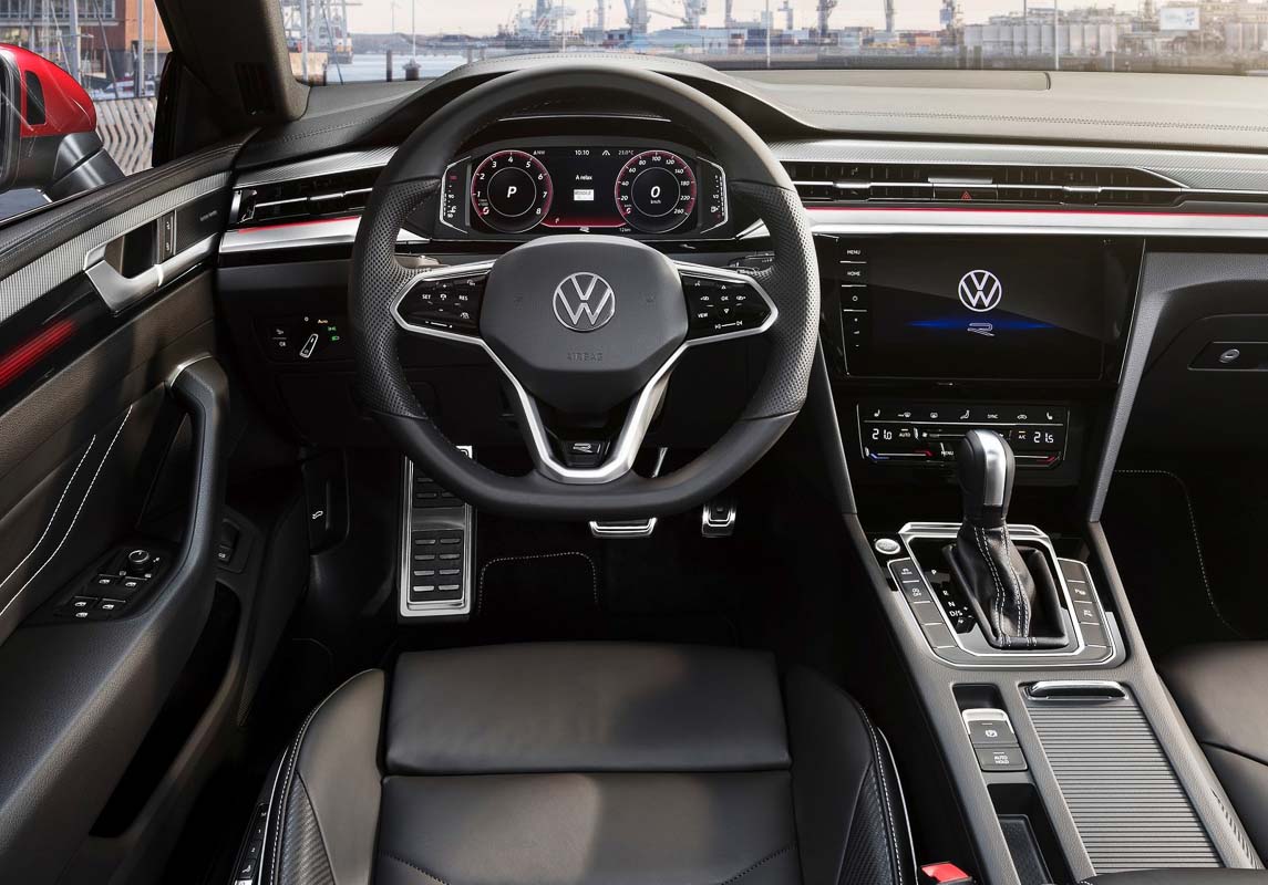 Volkswagen Arteon 小改款车型无预警现身官方面子书！