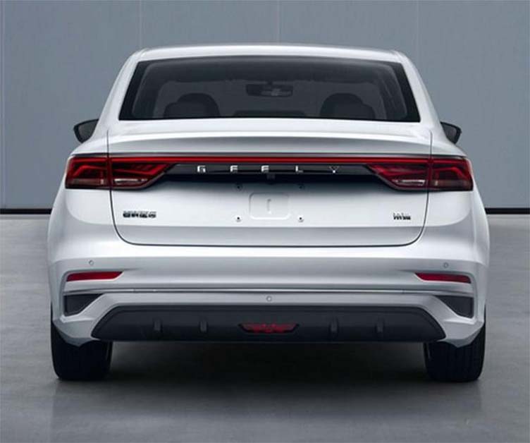 Geely Emgrand 大改款现身，未来的宝腾房车？