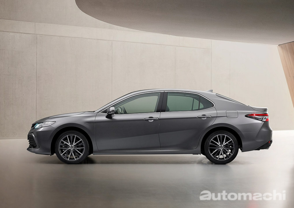 2021 Toyota Camry 小改款车型有望在今年登场？