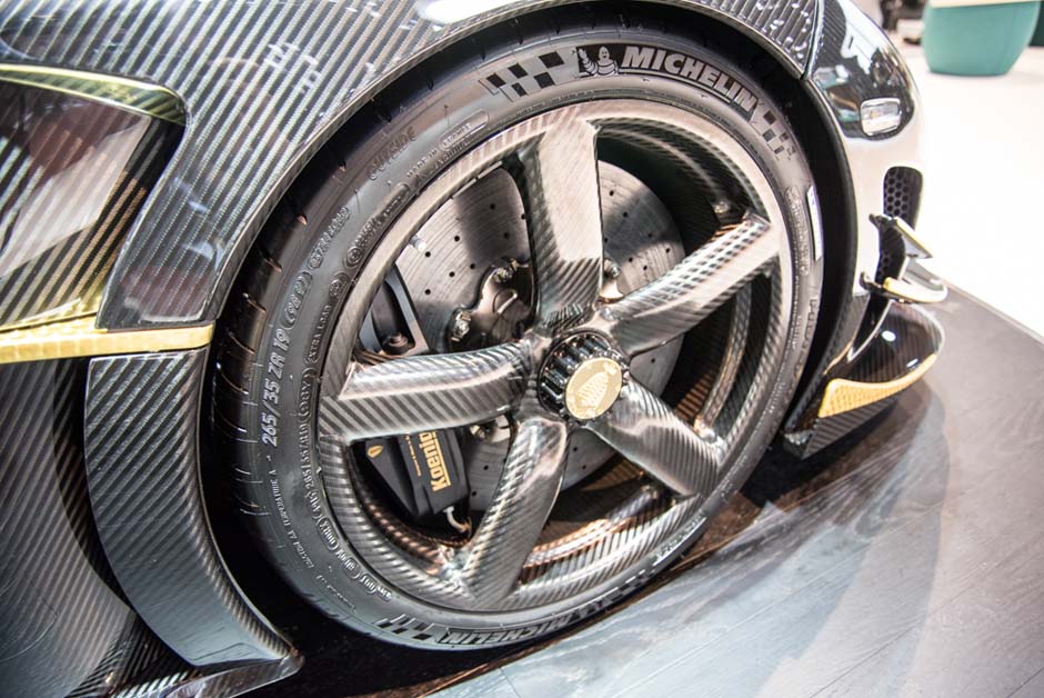 轮圈的未来发展趋势: Carbonfibre Wheel