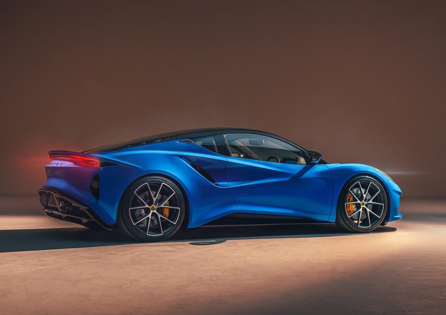 2022 Lotus Emira 