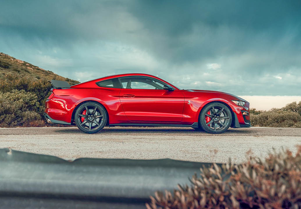 我国能见度非常高的美式肌肉车， Ford Mustang 有什么魅力呢？