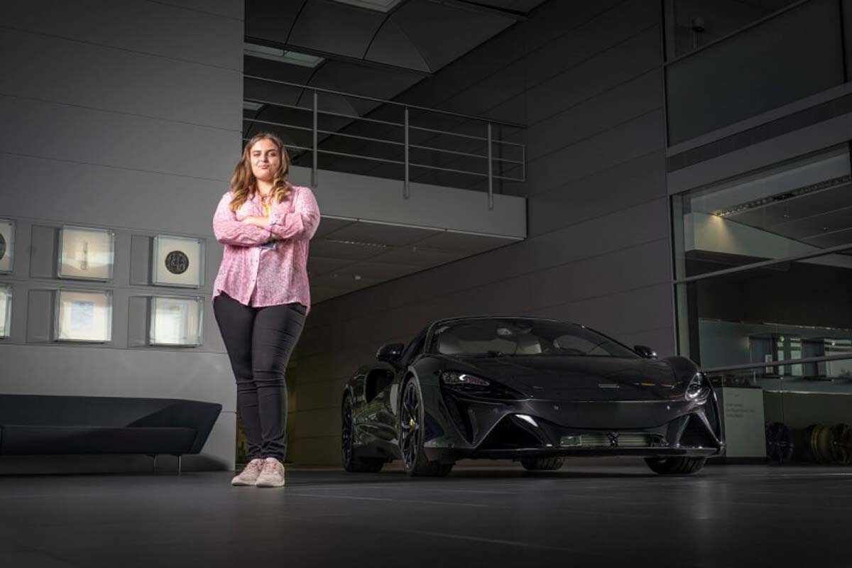 你17岁的时候在做什么？她已经成为了 McLaren 的 CEO ！