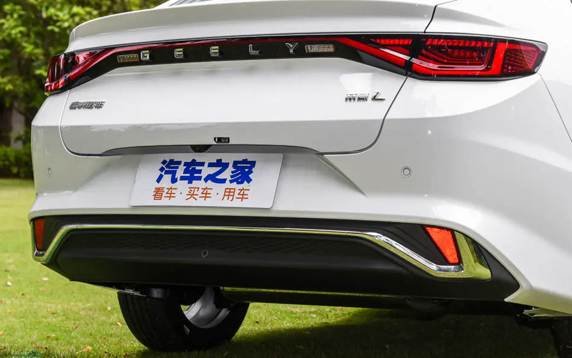 Geely Emgrand L 外观超级前卫、而且还有涡轮引擎,你觉得怎么样?