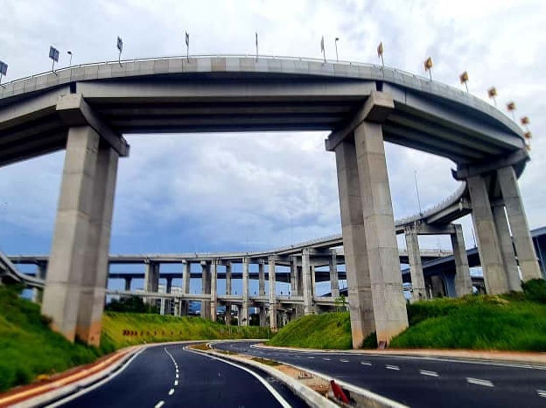 完工将可以舒缓巴生谷交通,Sungai Besi–Ulu Klang Elevated Expressway 空拍图曝光