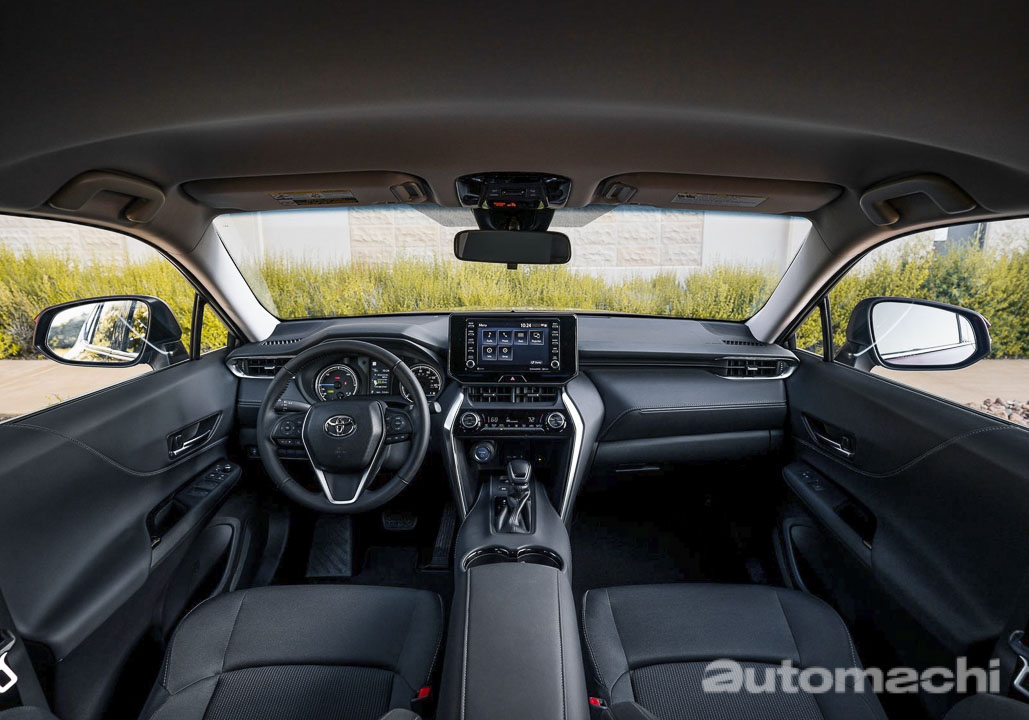 2022 Toyota Crown Cross 有可能是真的？皇冠史上第一台 SUV 车型或将于明年年底面世！