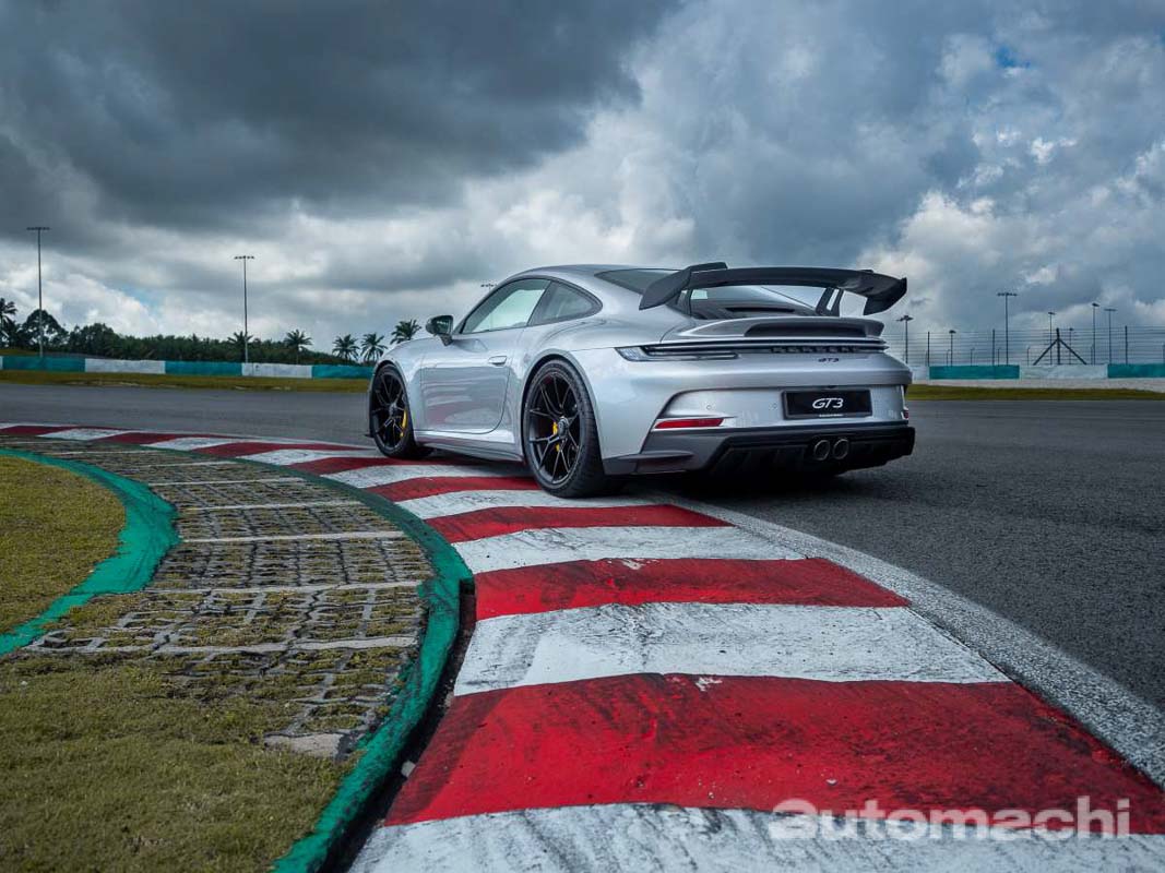 Porsche 911 GT3 正式登陆我国：纯种赛道机器、4.0L Flat-Six 引擎，售价从RM 1,766,244起跳！
