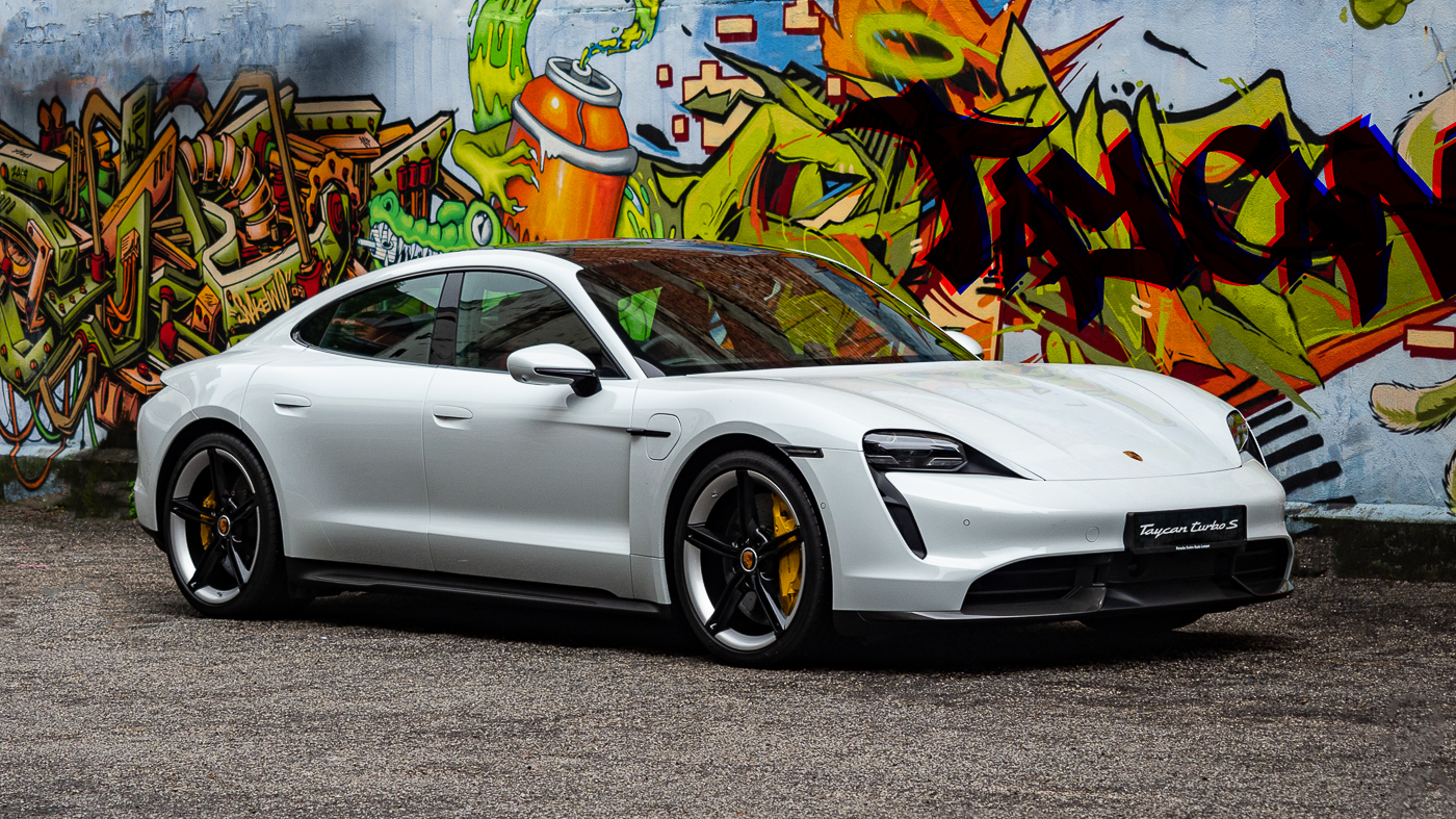 交通部宣布从即日起至2025年12月31日,Pure EV Car 将可以享有免路税优惠!