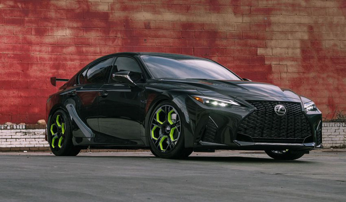 Lexus IS 500S Daytona 现身:超帅气四门轿跑,最后的V8自然进气引擎魅力!