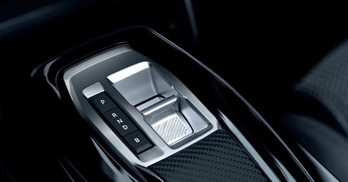 Peugeot 2008 欧规推出升级版：全新按键式拍档取代电子手刹车