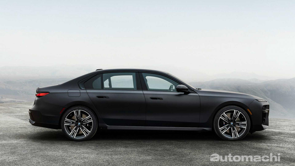 2023 BMW 7 Series 全新首发：全新 CLAR 平台打造、具备31.3寸8k分辨率荧幕！