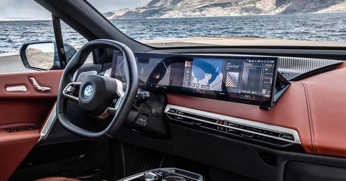 BMW 认为大屏幕设计已经过时！未来将采用 AI 或语音控制来操作车内功能！