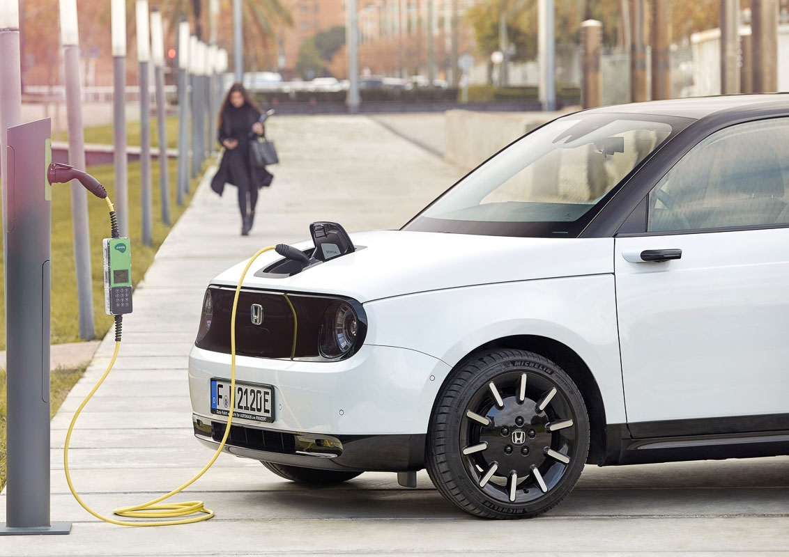 打败 Volkswagen 的电动车！ Honda e 荣获德国年度风云车大奖？