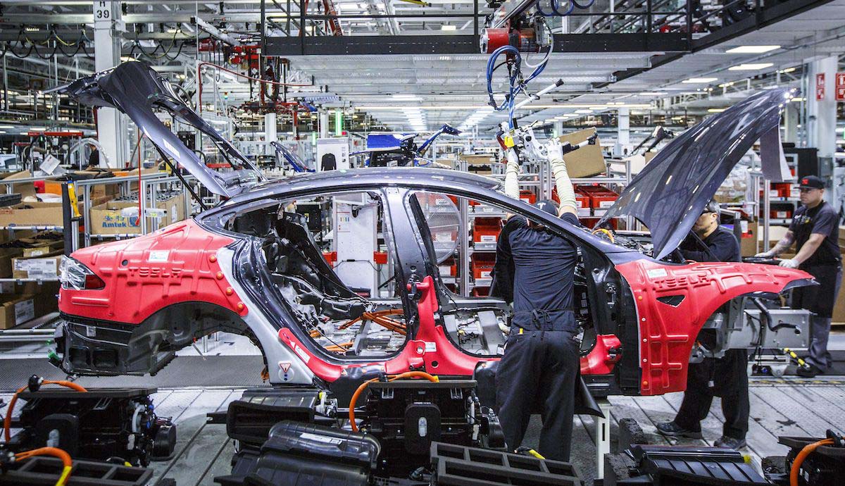 Tesla 未来有机会进入我国？首相已提议特斯拉进驻我国投资设厂生产电动车！