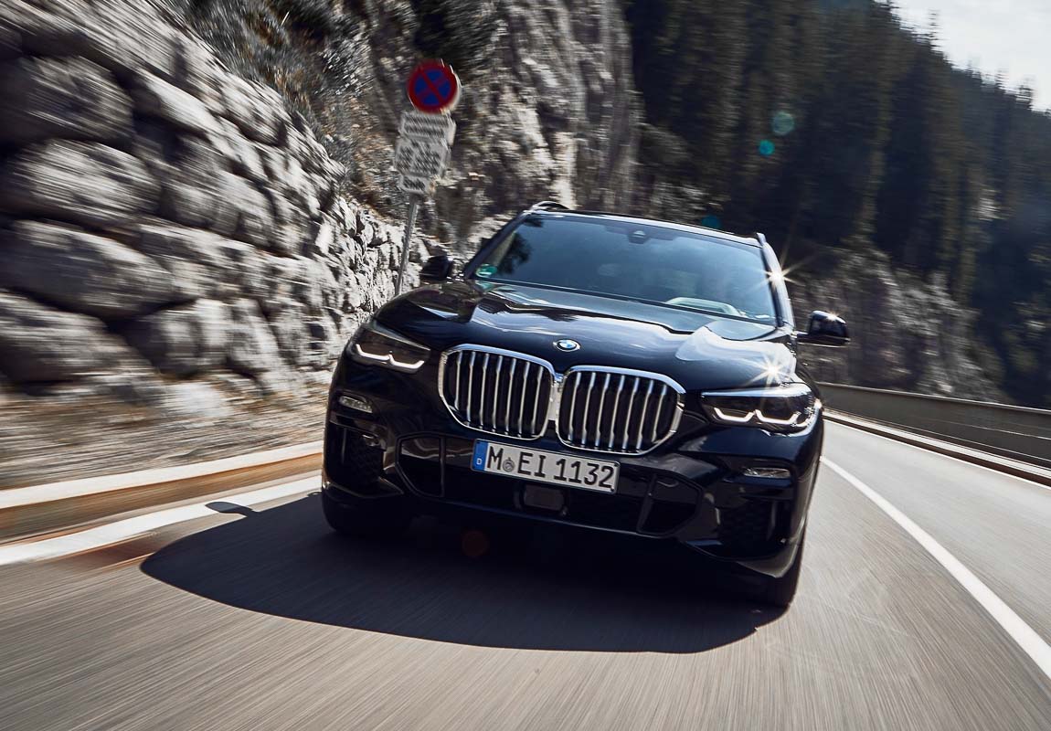 BMW X5 xDrive45e M Sport 推出升级版,更多安全配备,售价从 RM 457,498.37 起!