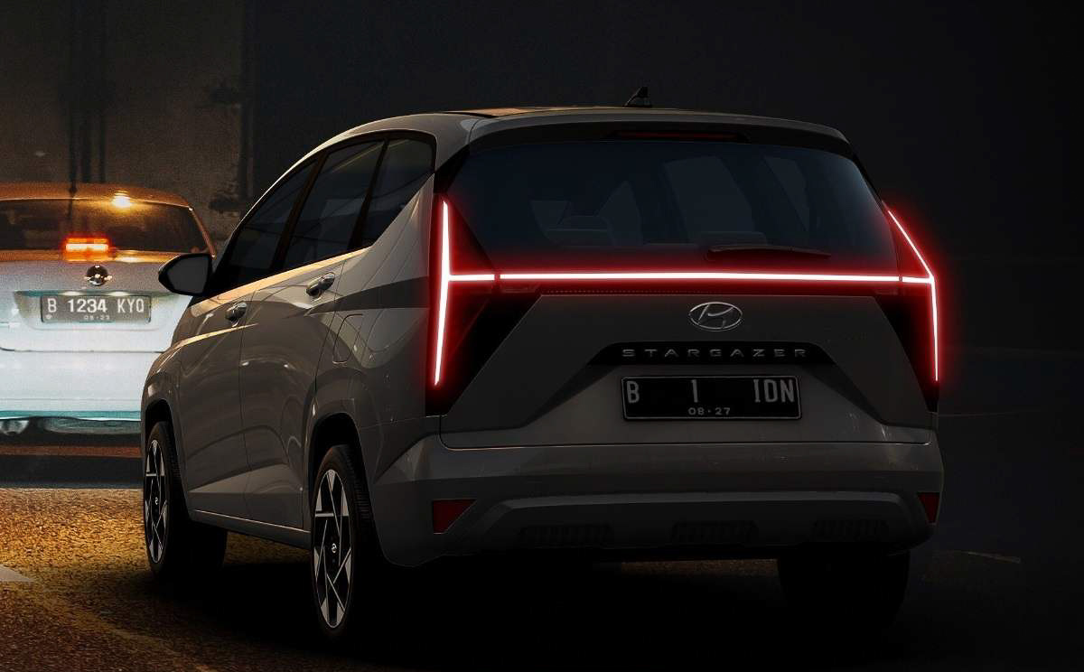 Hyundai Stargazer 正式发表: Veloz/Xpander 对手、韩系车首款小型7座MPV发表!