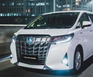 男子欲试驾 Toyota Alphard ，但是遭要求必须先给RM 1,000定金！