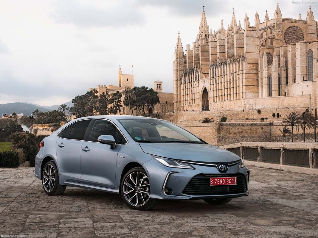 2023 Toyota Corolla 小改款英国开放预订:最大马力197 Hp、0-100加速7.5秒!