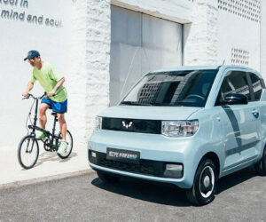 Electric Vehicle 充电受限：中国为应对高温天气试点推行电动车错峰充电计划，高峰时期将降低充电桩功率！