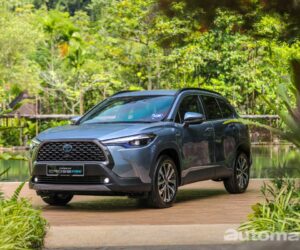 Toyota 高层：Electric Vehicle 的推广很难，短期内 Hybrid 车还会是销售的主力车型！ 