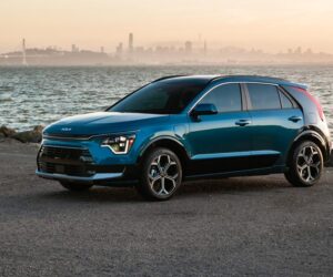 HR-V RS 和 Corolla Cross Hybrid 的对手！2023 Kia Niro Hybrid 登陆北美：售价 RM 129,000 起，未来 CKD 导入？