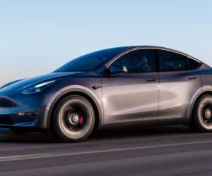 Tesla 中国无预警降价：车主不满新车一个月不到车价二连降，准备进行维权！