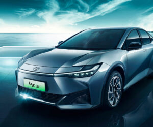 Toyota bZ3 正式发布：丰田和 BYD 合作打造，e-TNGA 平台 + BYD 电池和电机，续航超过 600 km！