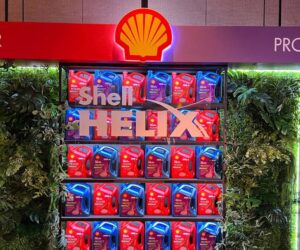 Shell Malaysia 首款碳中和 Engine Oil 面市，为消费者提供更环保，更卓业的性能表现！