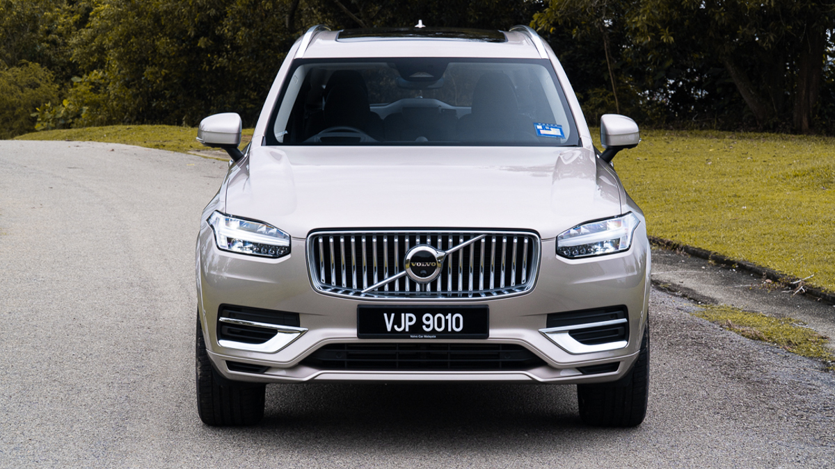 Volvo XC90 Recharge T8 :动力强配备好、性价比满满的7座SUV!