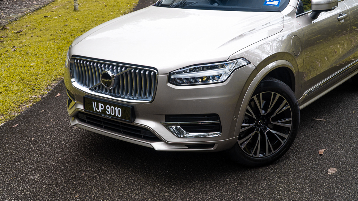 Volvo XC90 Recharge T8 :动力强配备好、性价比满满的7座SUV!