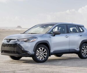 0-100 km/h 约 8 秒！Toyota Corolla Cross Hybrid 升级版美国上市，据悉大马版将升级同款 2.0L Dynamic Force 引擎。