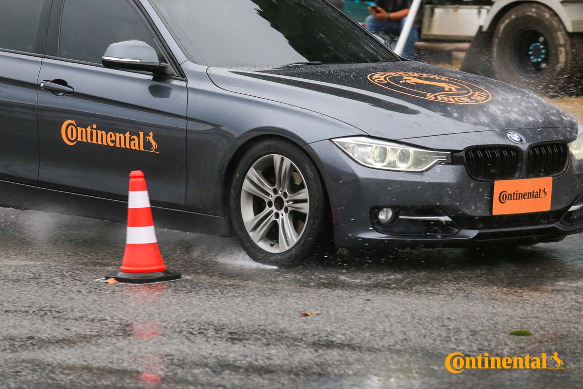 Continental CC7 & UC7 测试:隔音更好,但是雨天抓地力是否能一雪前耻?