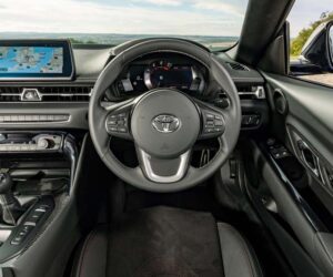 手排不死！Toyota 正研究把 Manual Transmission 融入 Hybrid 车款，希望在节能减碳的时代也提供手排车型。