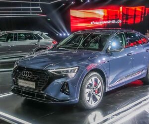 Audi Q8 e-tron 正式发布：最远续航 481 km 的新世代电动旗舰 SUV，新车价 RM 383,990 起。
