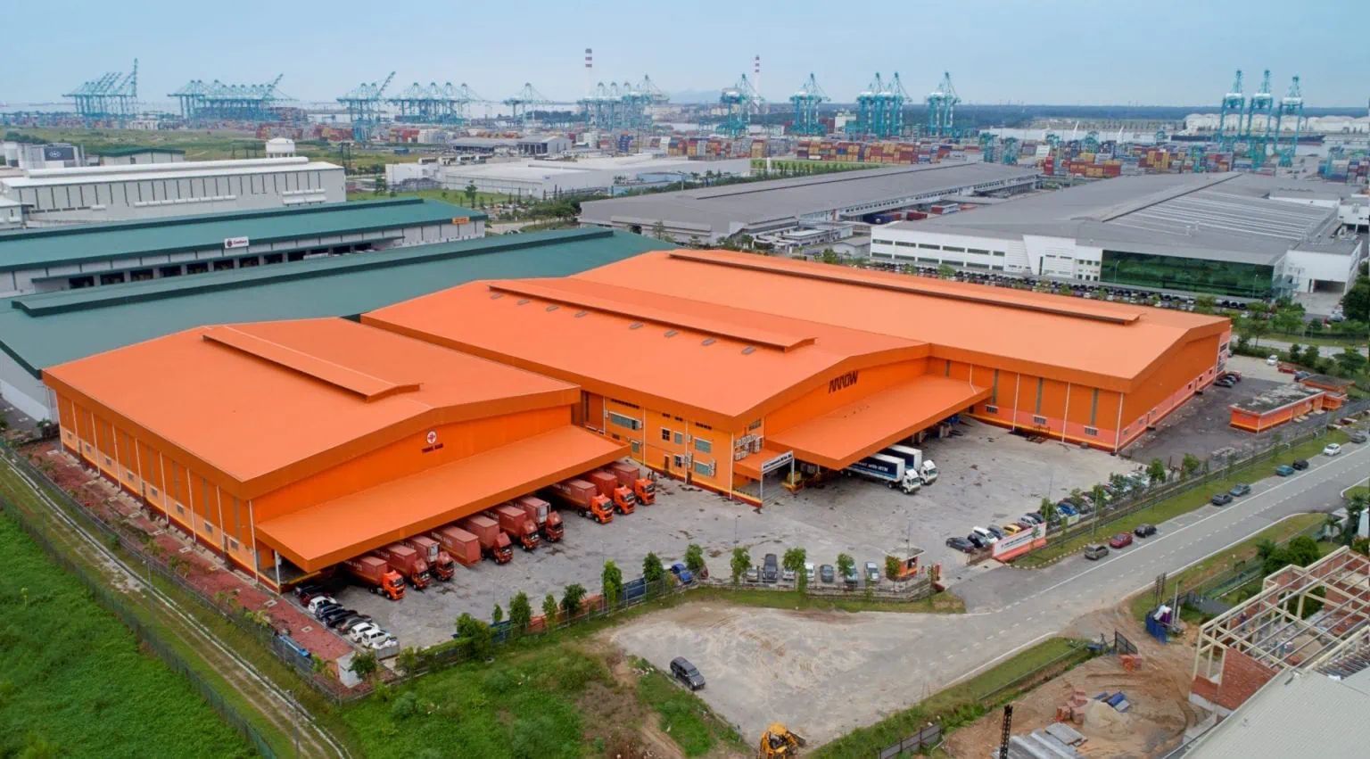 物流和仓储供应商，运营着由 90 多个备件仓库组成的广泛网络，覆盖整个马来西亚