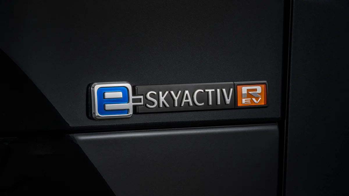 Mazda 的技术到底有多强?它居然用转子引擎干翻 Tesla 和 Toyota !