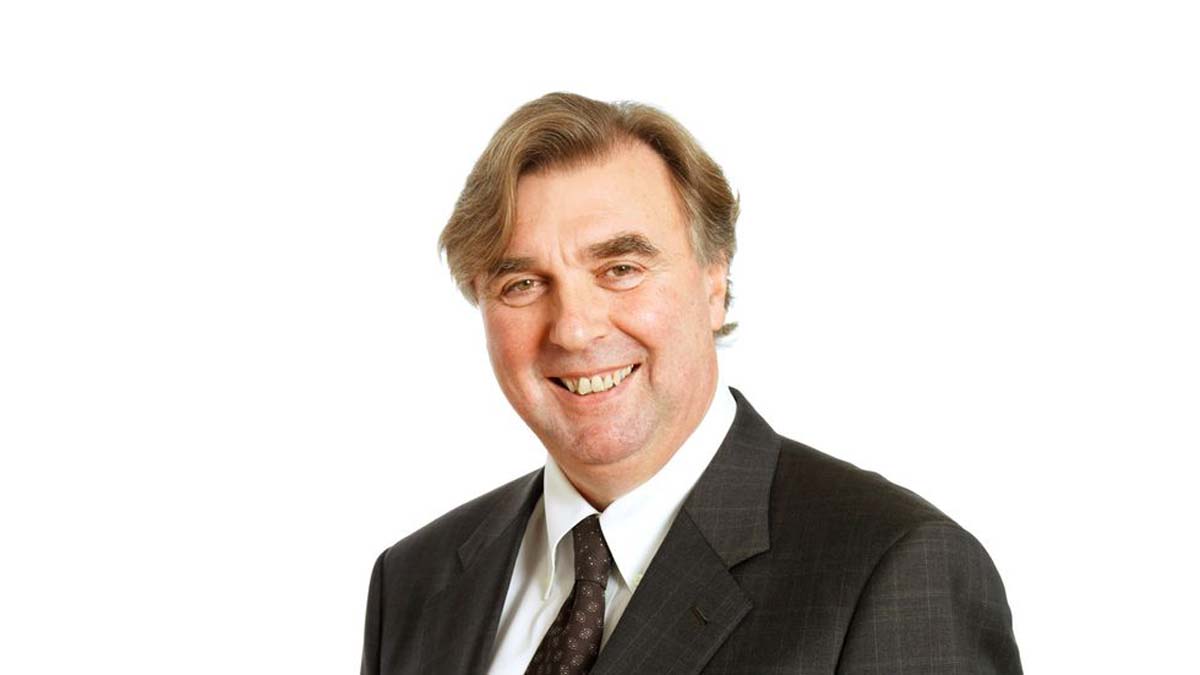 曾参与 Proton X70 设计工作，著名设计师 Peter Horbury 逝世，享年72岁