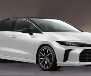 2024 Toyota Corolla Altis 渲染图：全新家族设计化身运动家轿，预计最快明年全球首发。