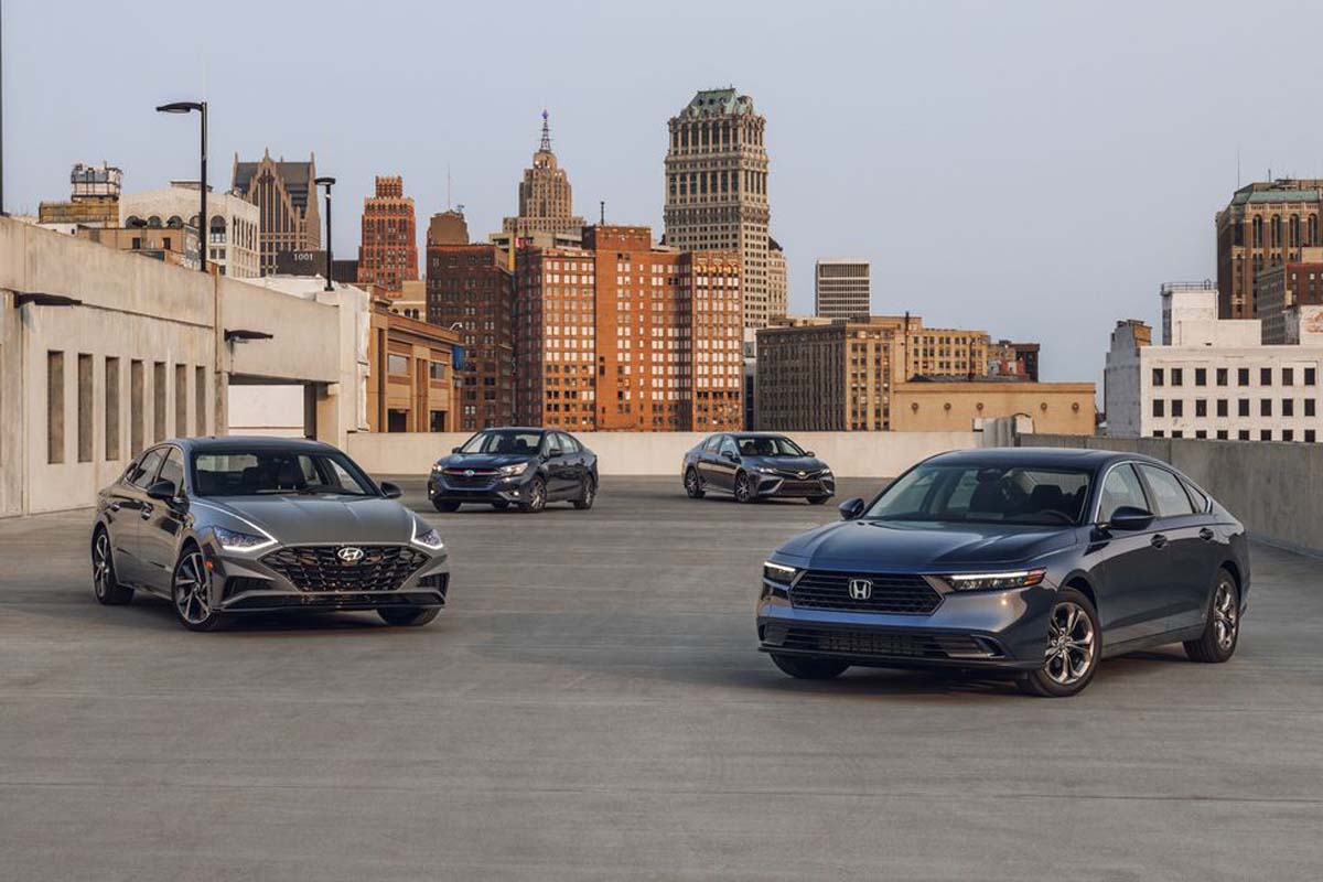 外媒评选最佳D-Segment Sedan ,第一名绝对是你想不到的车款!