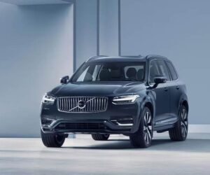 加量不加价！Volvo Car Malaysia 旗下 Recharge T8 PHEV 插混车型 2024 年式升级，更高充电功率，配备更满。
