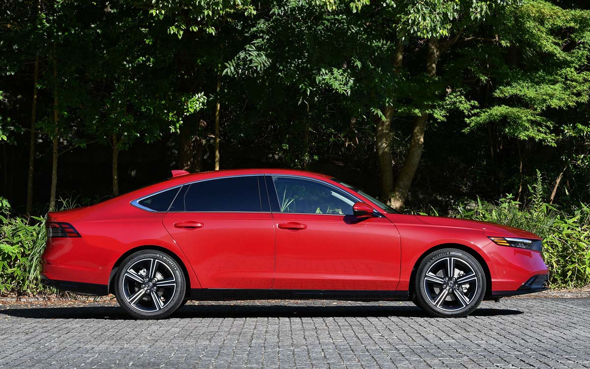 2023 Honda Accord 实车图:外观内装都有大进步、本田四门轿车之王!