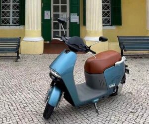 Budget 2024：购买电动摩托车可享最高 RM 2,400 回扣。